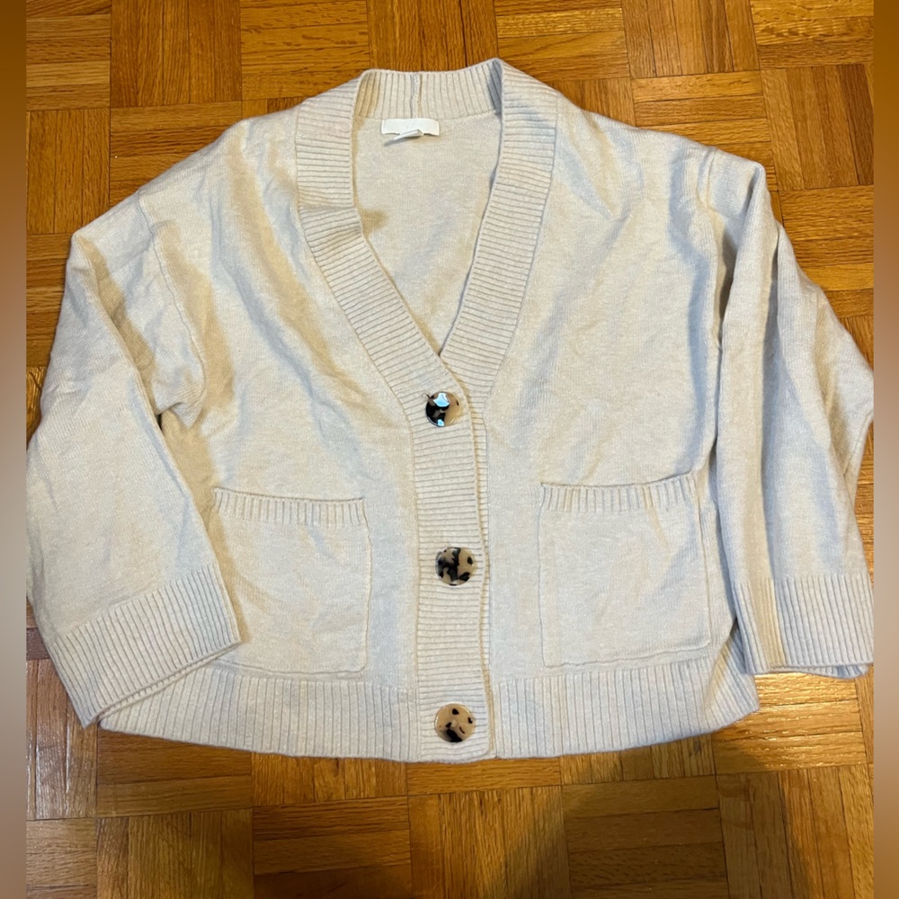 Beige H&M cardigan